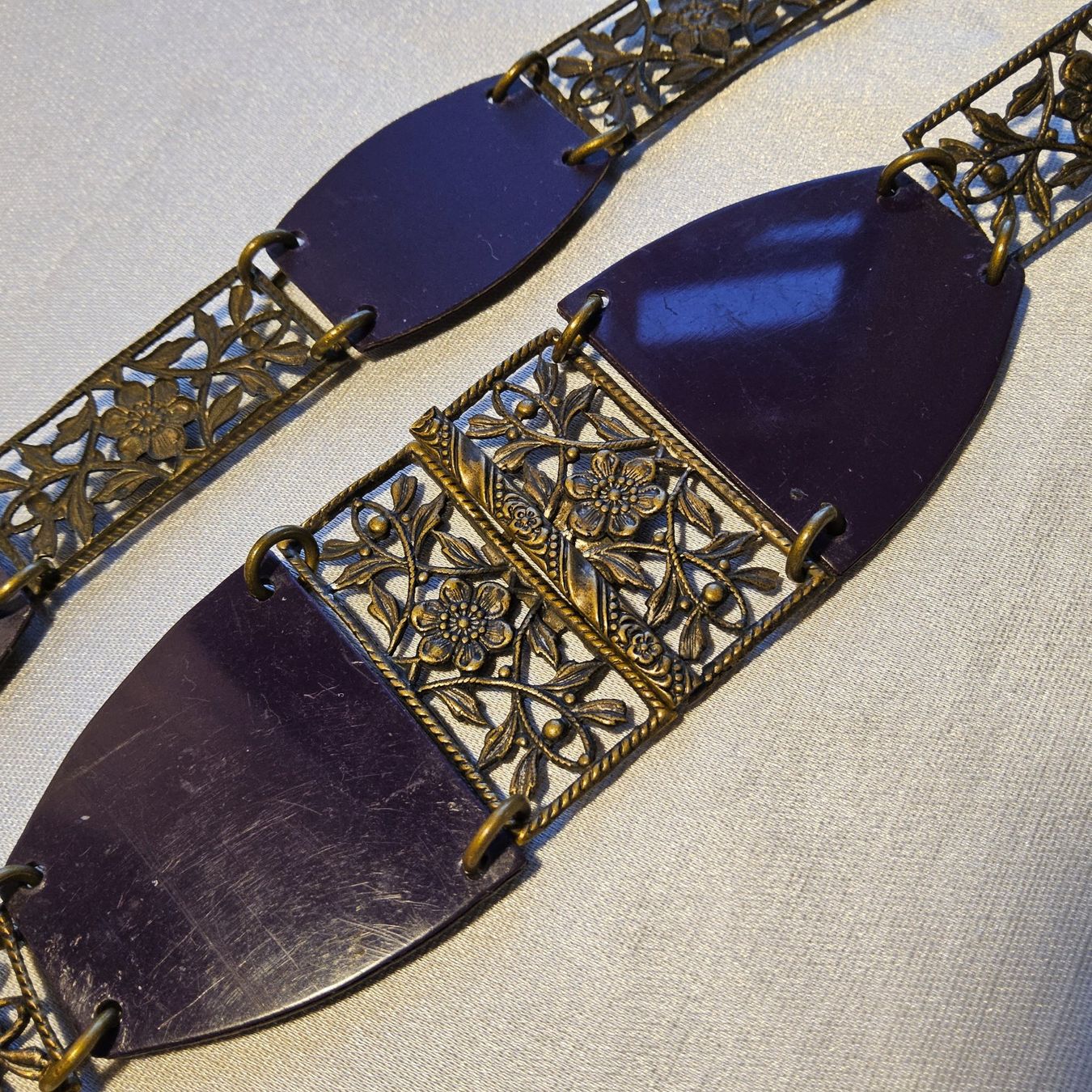 Cinture: Antiker Bakelit Metall Lila Gürtel ca 1920 – Usato da Zürich venduto da helsan 2