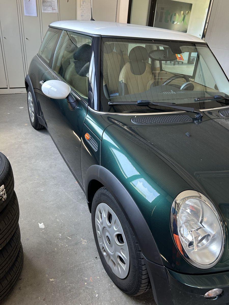 Mini Autos: Mini Cooper Automat 1.6 – D'occasion à Derendingen par edp25 1