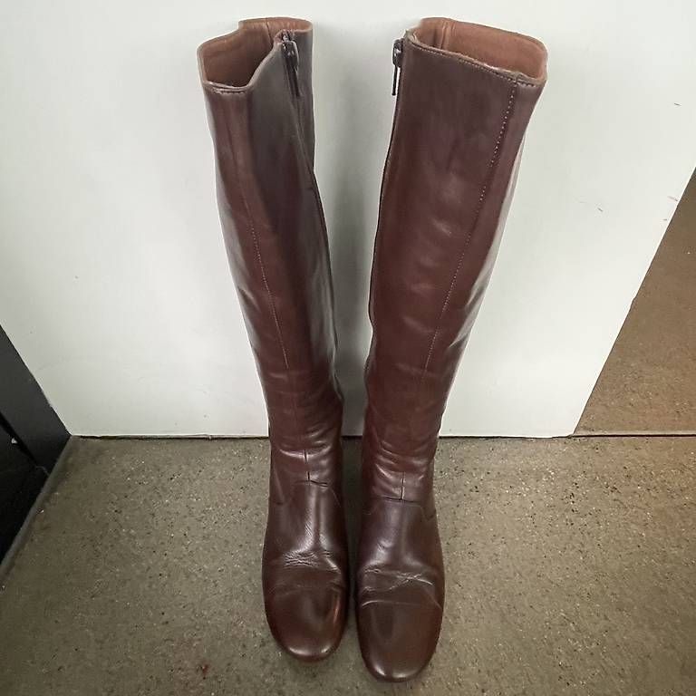 Navyboot Scarpe da donna: NAVYBOOT - DUNKELBRAUNE LEDERSTIEFEL – Usato da Biel/Bienne venduto da inf_ssm8
