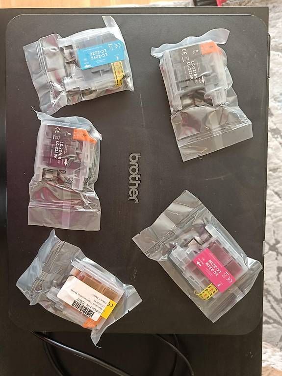 Stampanti: Brother DCP-J562DW Drucker/Scanner – Usato da Reinach BL venduto da wphuli