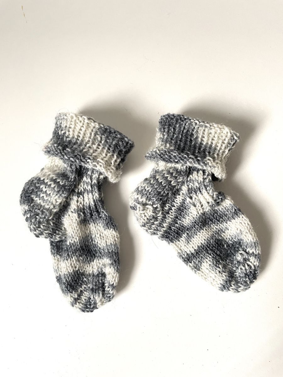 Calze per bambini: Weiche Babysöckchen, Babyfinkli – Nuovo e nell'imballaggio originale da Fislisbach venduto da handglismet