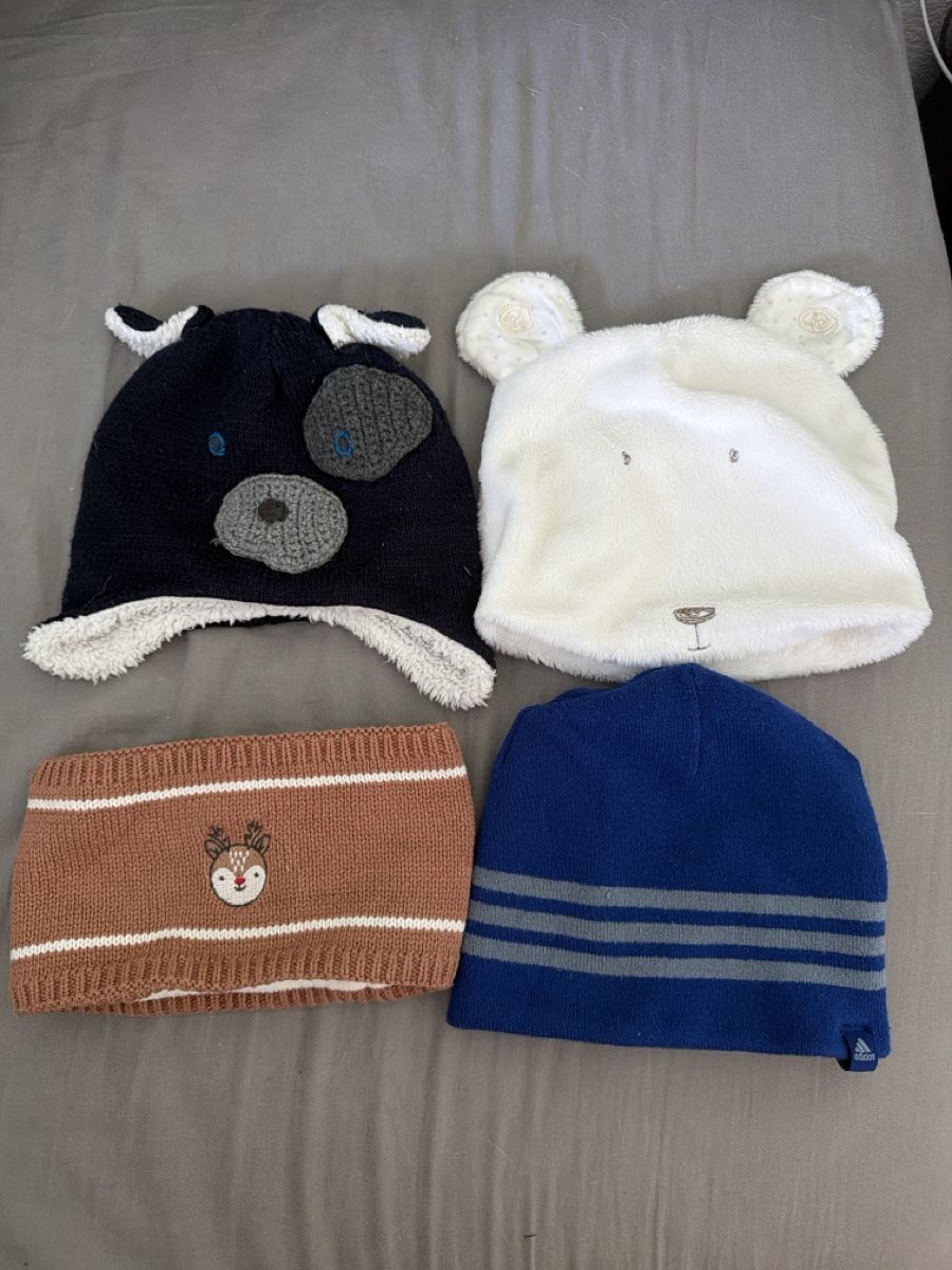 Lotti & Set di vestiti: Kinder Mützen Set diverse Marken – Usato da Laufen venduto da le-noumi