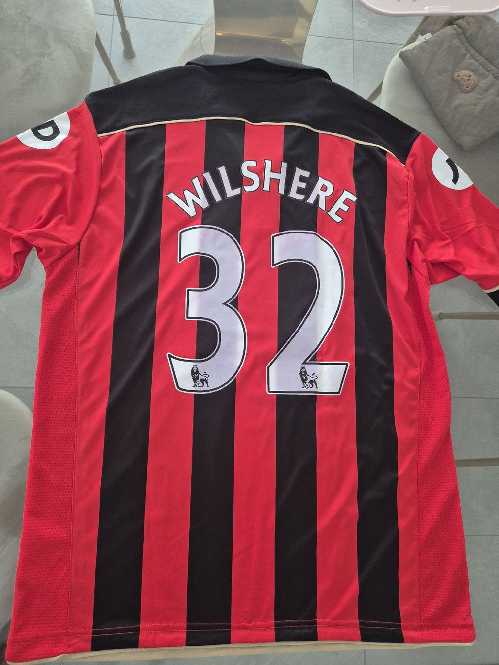 Leibchen & Hosen: AFC Bournemouth Heimtrikot 2016/17 – Gebraucht aus Landquart von Atlanta1313 3