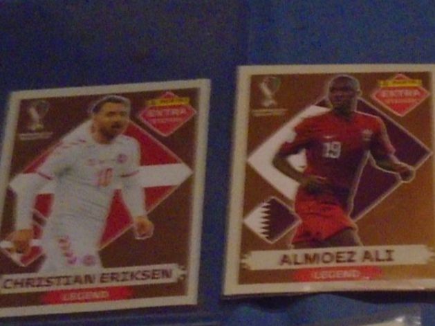 Panini Sammelbilder & Trading cards: 16 ver Panini WM2022 Extra Sticker 9x Normal 7x Bronce – Gebraucht aus Winterthur von Beli2000 5