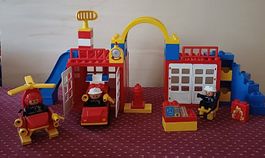 Caserne de pompier vintage pour enfant de 2 à 5 ans