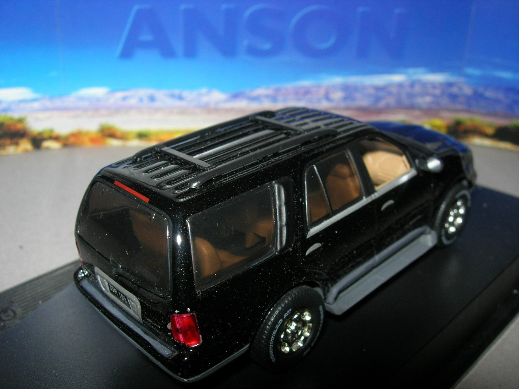 Anson Modellautos: Lincoln Navigator * Anson 1.43 – Neu und originalverpackt aus Hornussen von Amw 3
