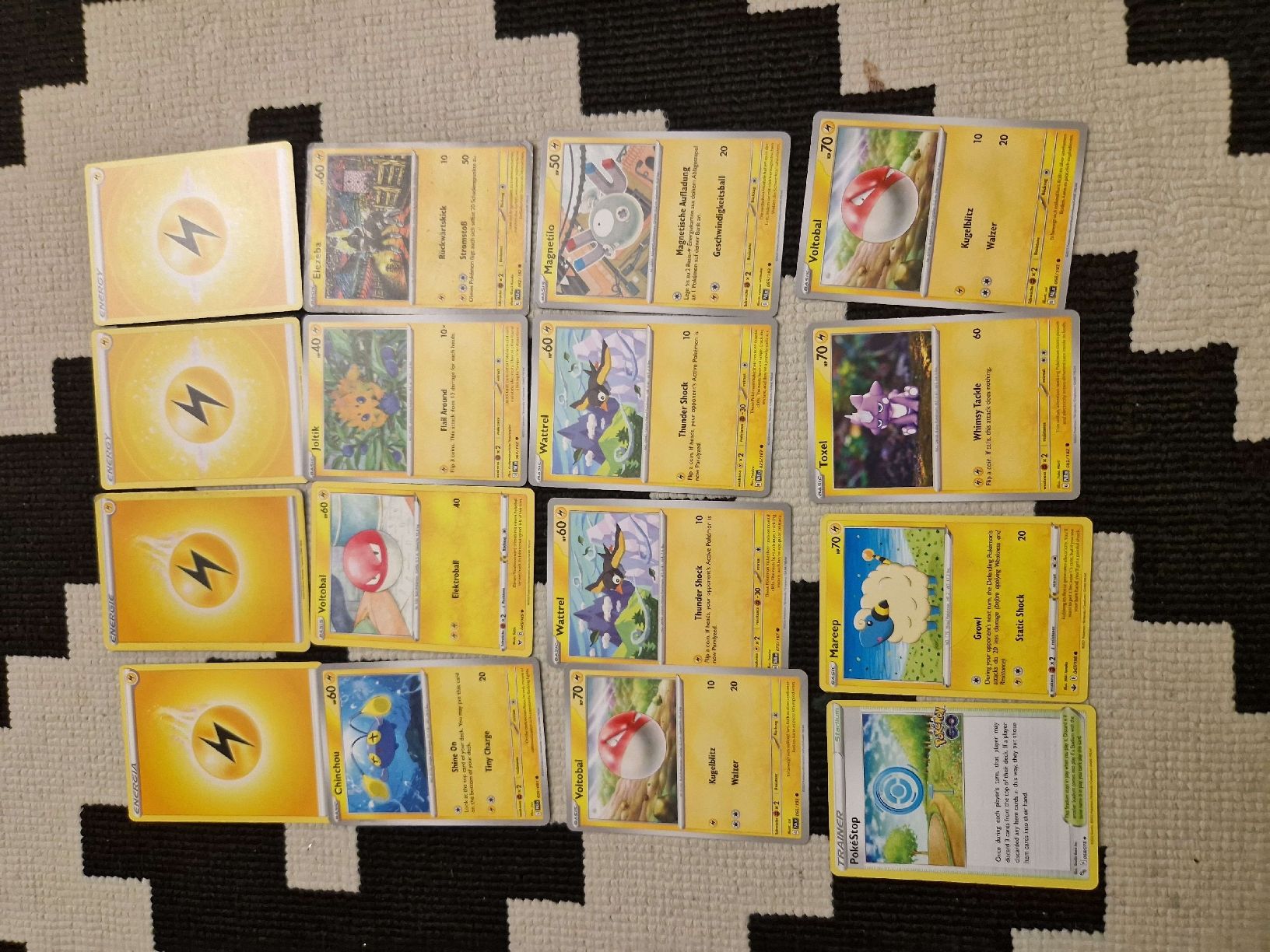 Pokémon Cartes à collectionner: Pokémon Karten Set – D'occasion à Zollikerberg par nmonika