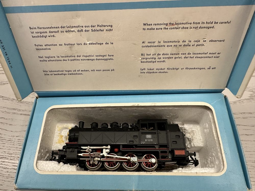 Märklin Trains électriques: Märklin 3031 DB BR 81 – D'occasion à Lupsingen par New-Haven 5