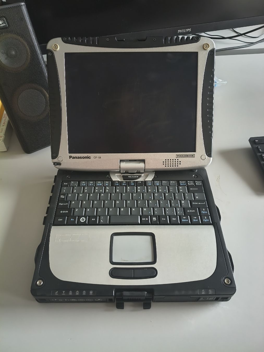 Panasonic Notebook: Panasonic Toughbook CF-19 rugged laptop untested condition – Difettoso da Zürich venduto da TrainLine 1