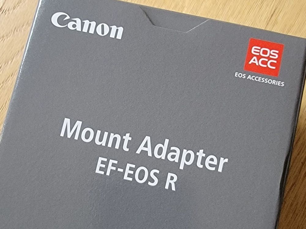Canon EF-EOS R Mount Adapter (Neu und originalverpackt) in Bremgarten b ...