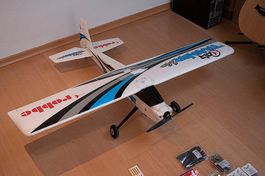 Avion RC Robbe Air Trainer 140 + Pièces Rechange