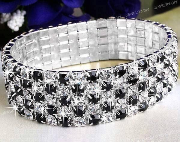 Bracciali & Braccialetti: Armband mit Strass in schwarz oder lila – Nuovo e nell'imballaggio originale da Mund venduto da Happy_trader 1