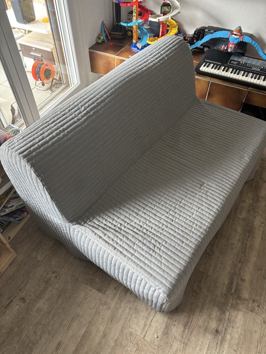 Divani: Bettsofa, Ausziehbares Sofa – Usato da Solothurn venduto da danu-gr