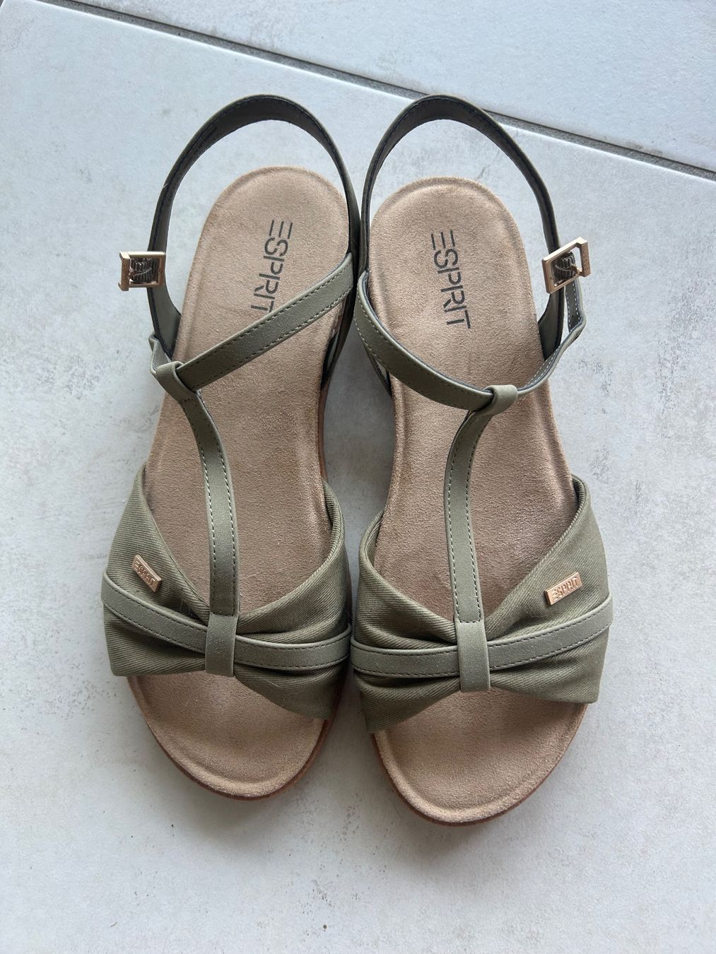 Esprit Scarpe da donna: Sandales Esprit neuves – Usato da Courrendlin venduto da loko2910 1