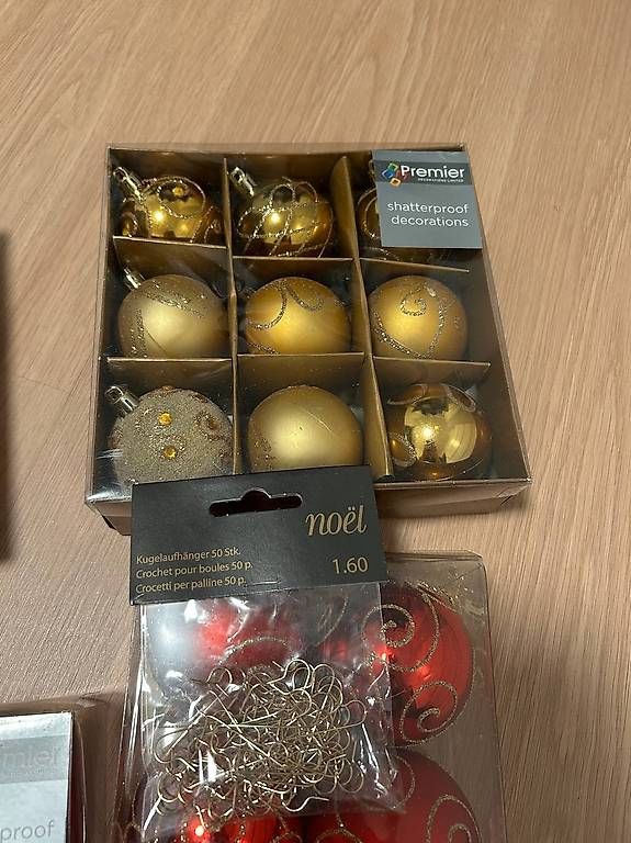 Tutte le decorazioni: Grosses Weihnachtskugeln Set bruchsicher / neuwertig – Nuovo (secondo la descrizione) da Zürich venduto da mozii 4