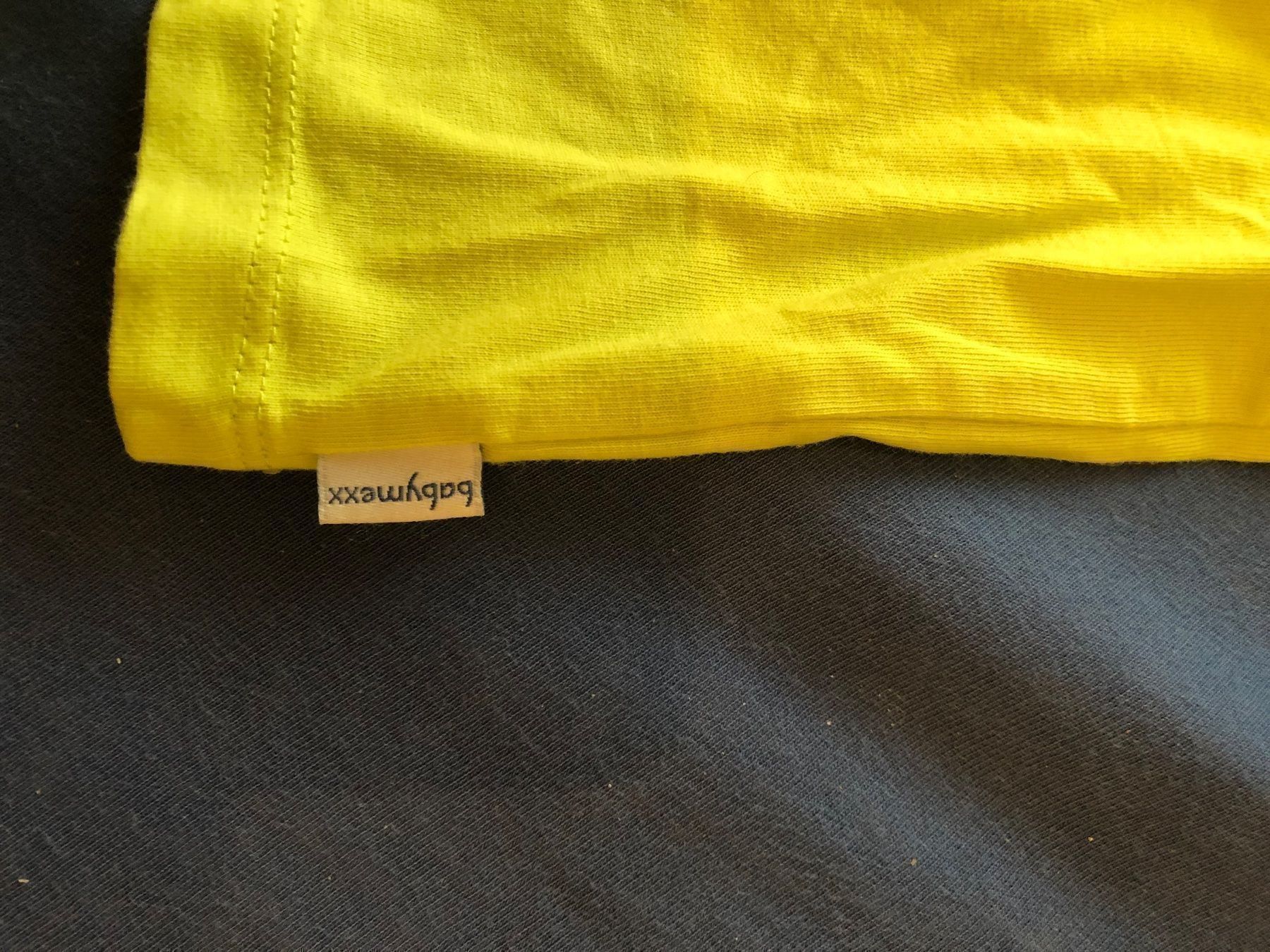 Camicie, Top & T-shirt: T-Shirt mexx Grösse 62 – Usato da Lupsingen venduto da sta_wgg5 2