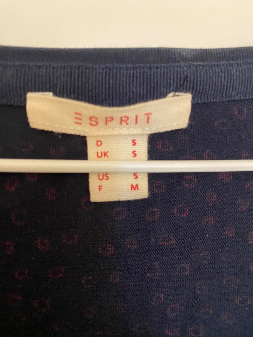 Esprit Tops: Esprit Top Grösse S – Gebraucht aus Cham von Eliissa 1