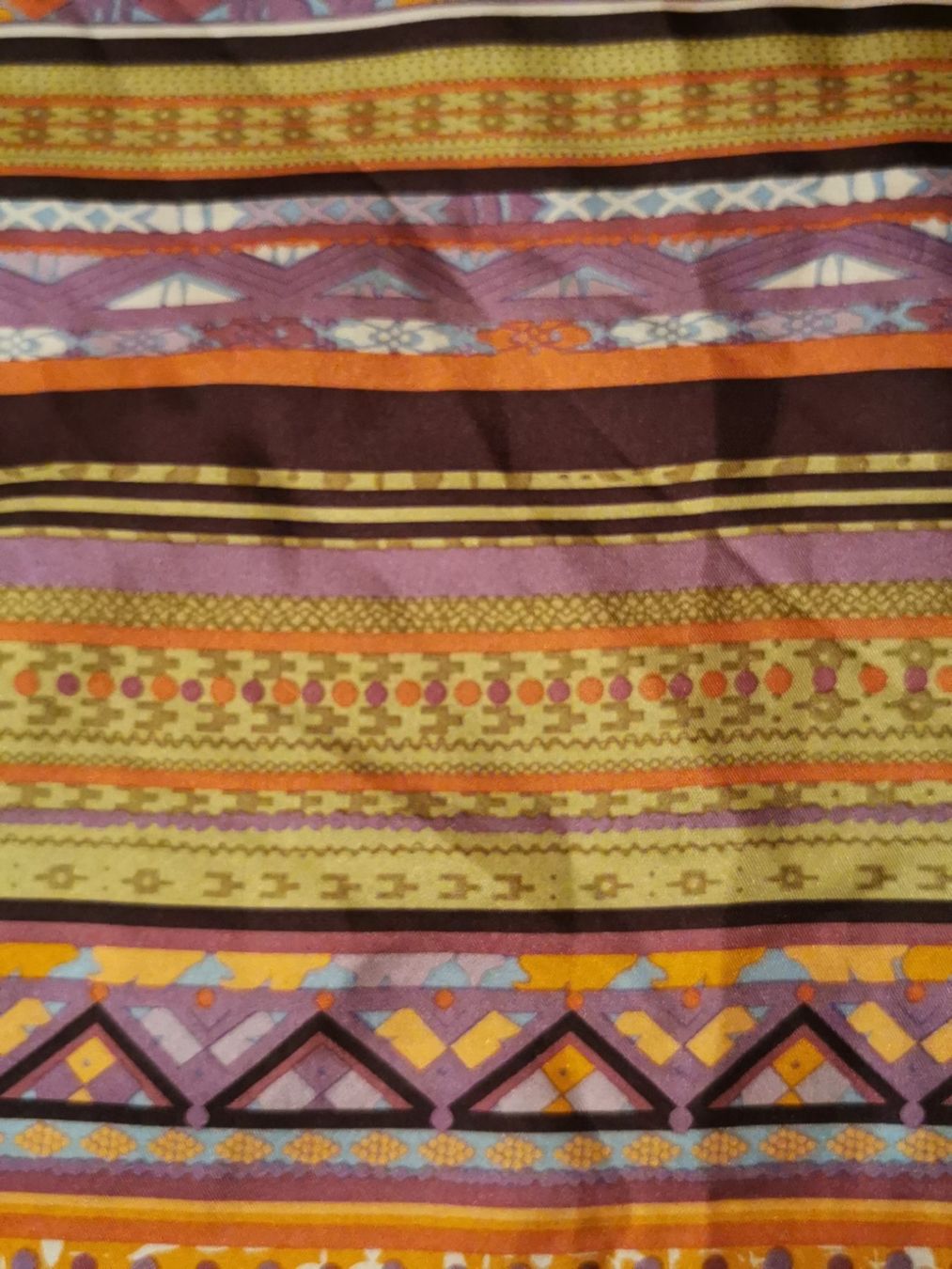 Foulards & écharpes: Seide Damen Schal – Neuf avec emballage d'origine à Schlieren par vlalif 1