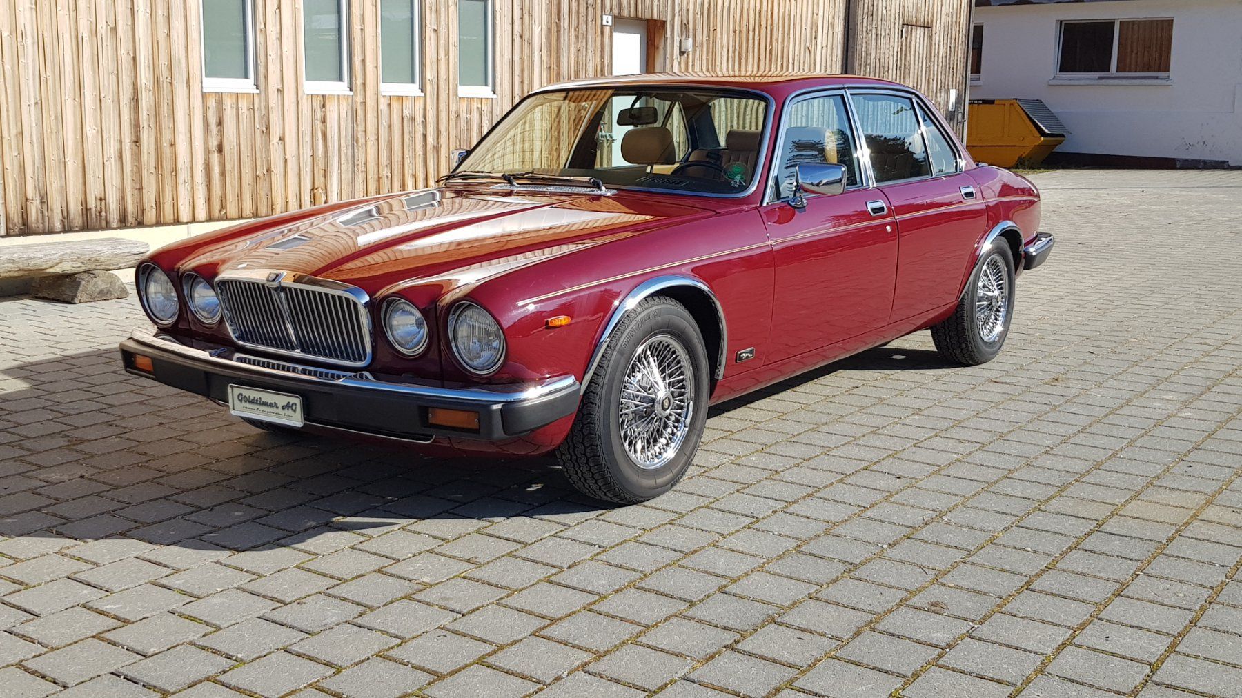 Jaguar Automobili: Jaguar XJ6 4.2 – Usato da Reinach AG venduto da Goldtimer 7