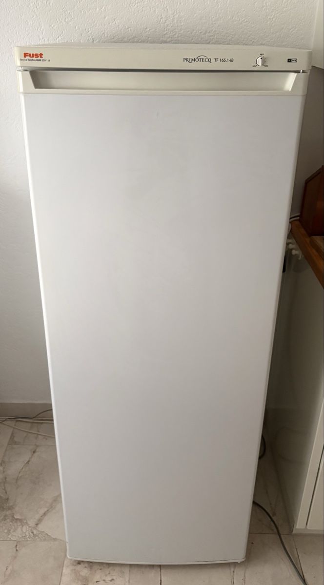 Primotecq Gefrierschrank: Gefrierschrank Primotecq – Gebraucht aus Sisseln AG von Chalcedon27 1