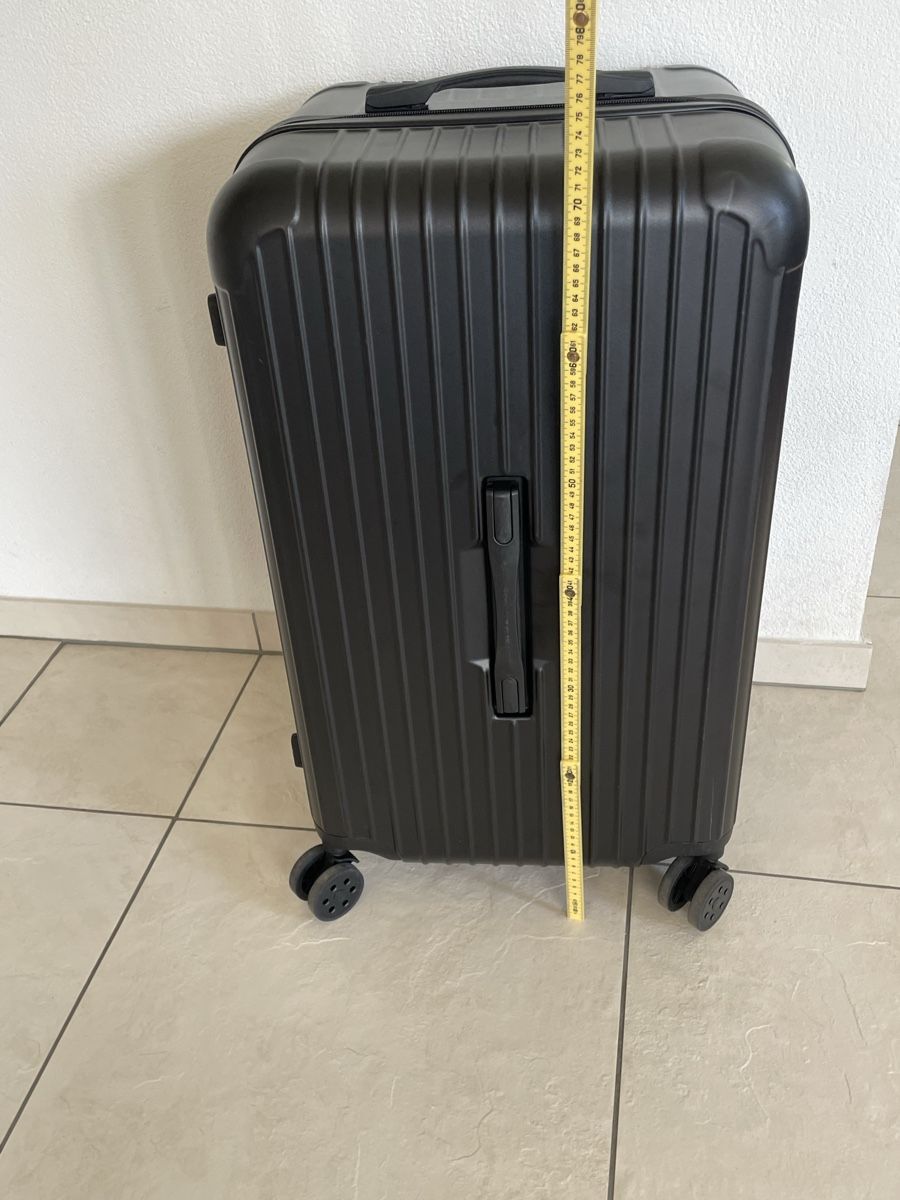 Valigie: Neuer Koffer aus Japan – Usato da Richterswil venduto da Prangins9 4