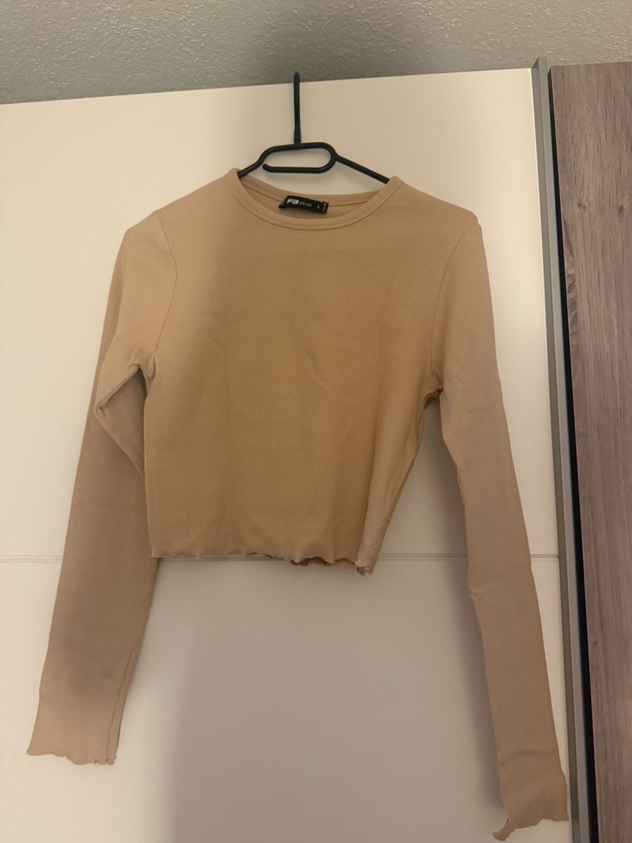 Tops: Langarm Crop Top – D'occasion à Winterthur par sje_lks5