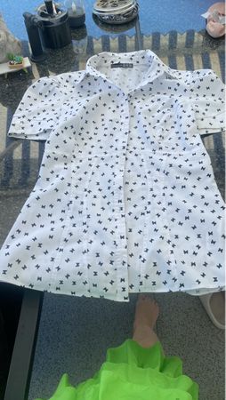 Leichte Sommerbluse mit Muster, Grösse M, neuwertig!