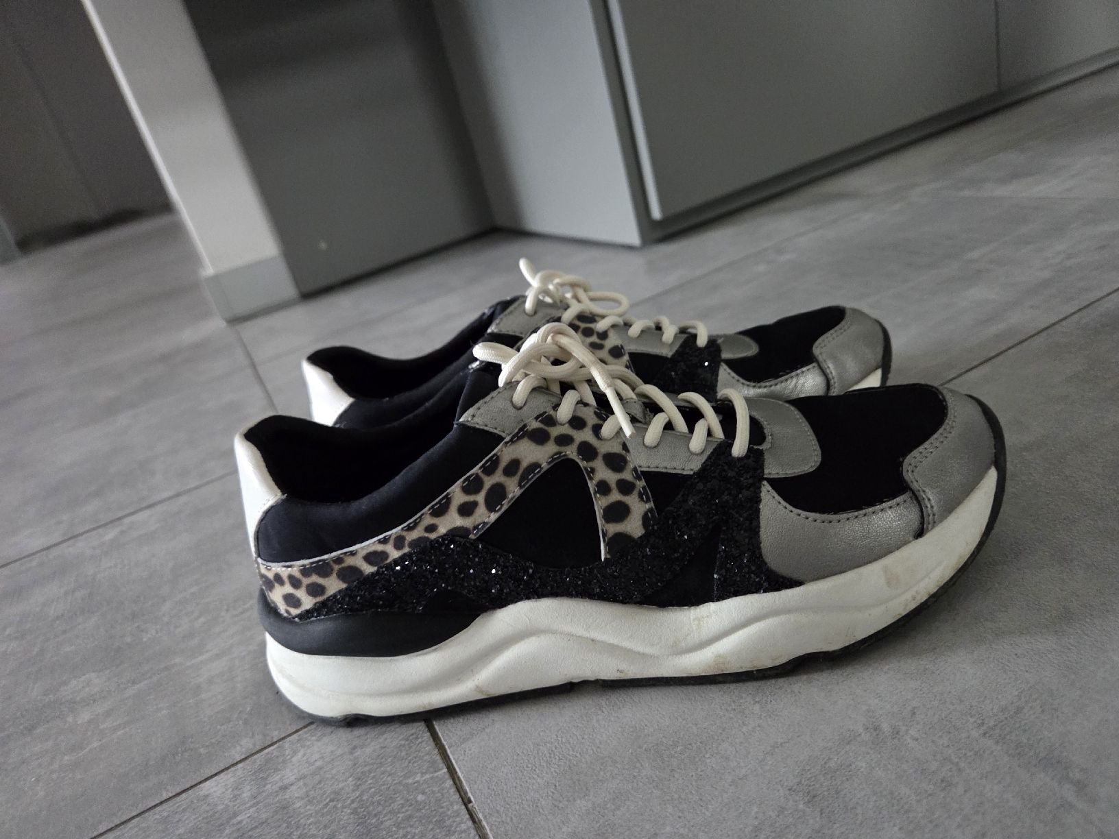 Geox Damenschuhe: geox sneakers leo gr.40 – Neu (gemäss Beschreibung) aus bellinzona von zeus6535 6
