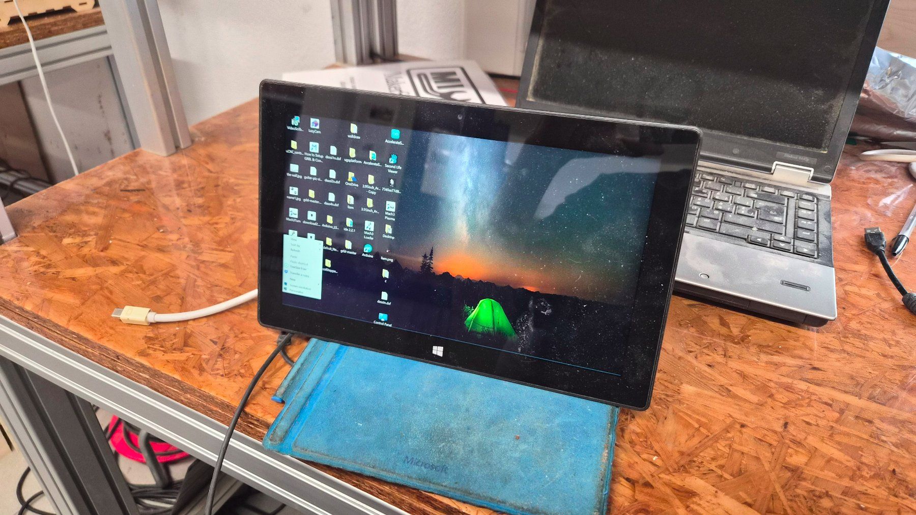 Microsoft Notebook: Microsoft Surface Pro 4 Tablet/Convertible – Usato da Fribourg venduto da Badog 1
