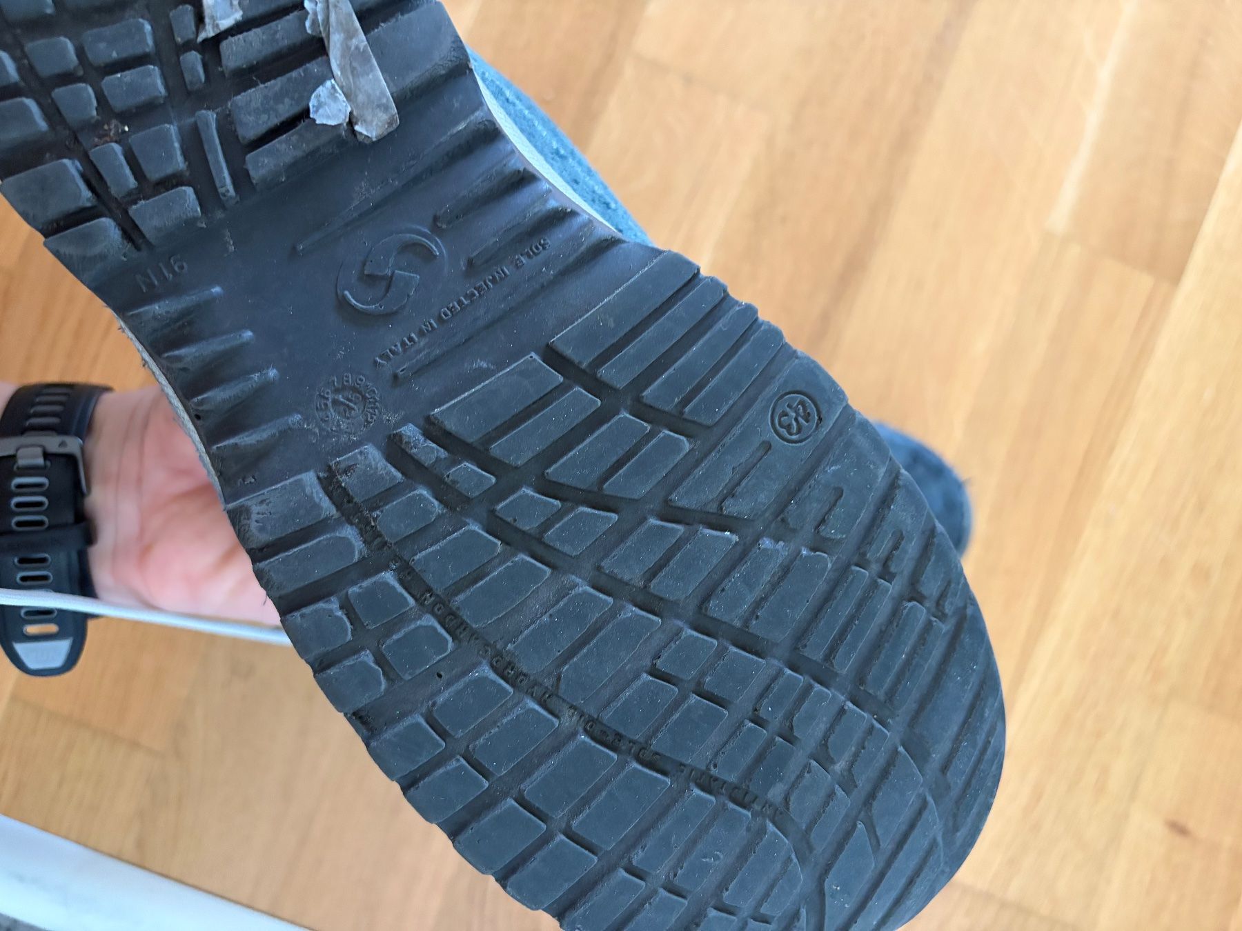 Herrenschuhe: Chaussures de sécurité Six Ton 43 – Gebraucht aus Ecublens VD von ric_7lgt 3