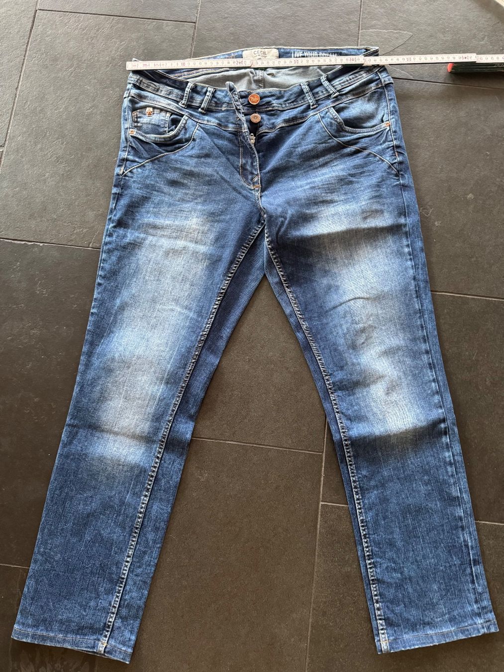 Cecil Jeans: Cecil Scarlett Jeans 34/30 inch. – Gebraucht aus Balsthal von flu33 1