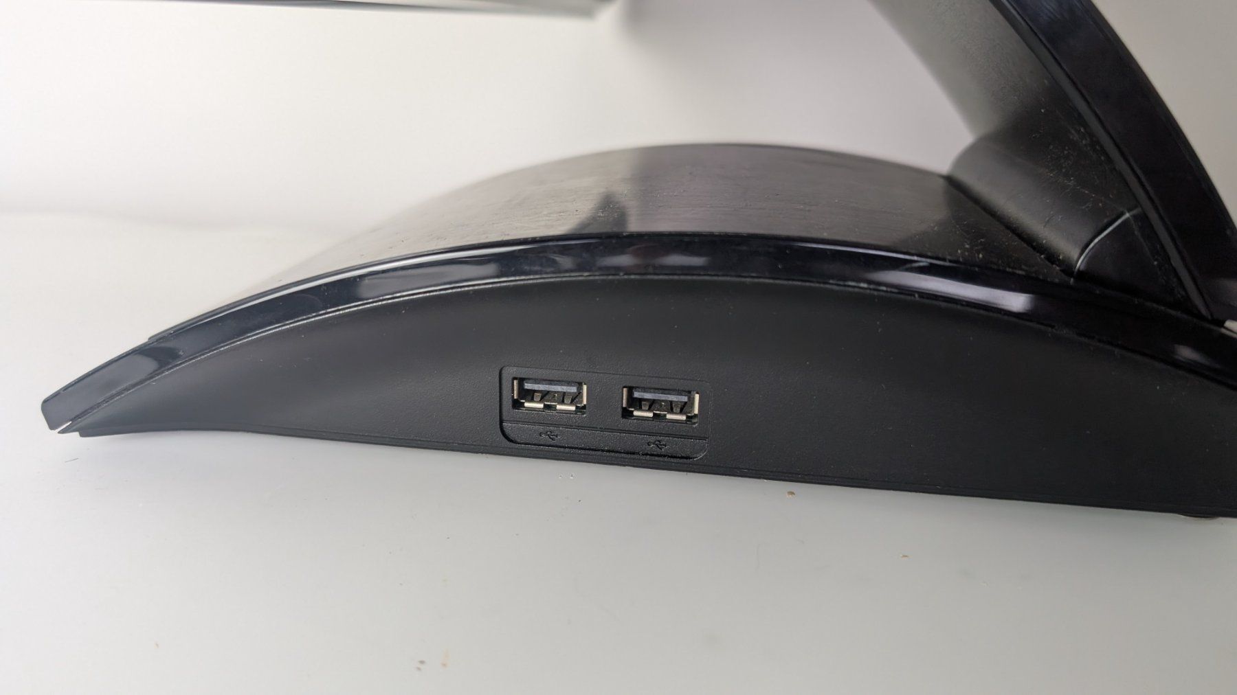 Monitor: Samsung SyncMaster CA750 23" Monitor – Usato da Zürich venduto da axolottchen 9