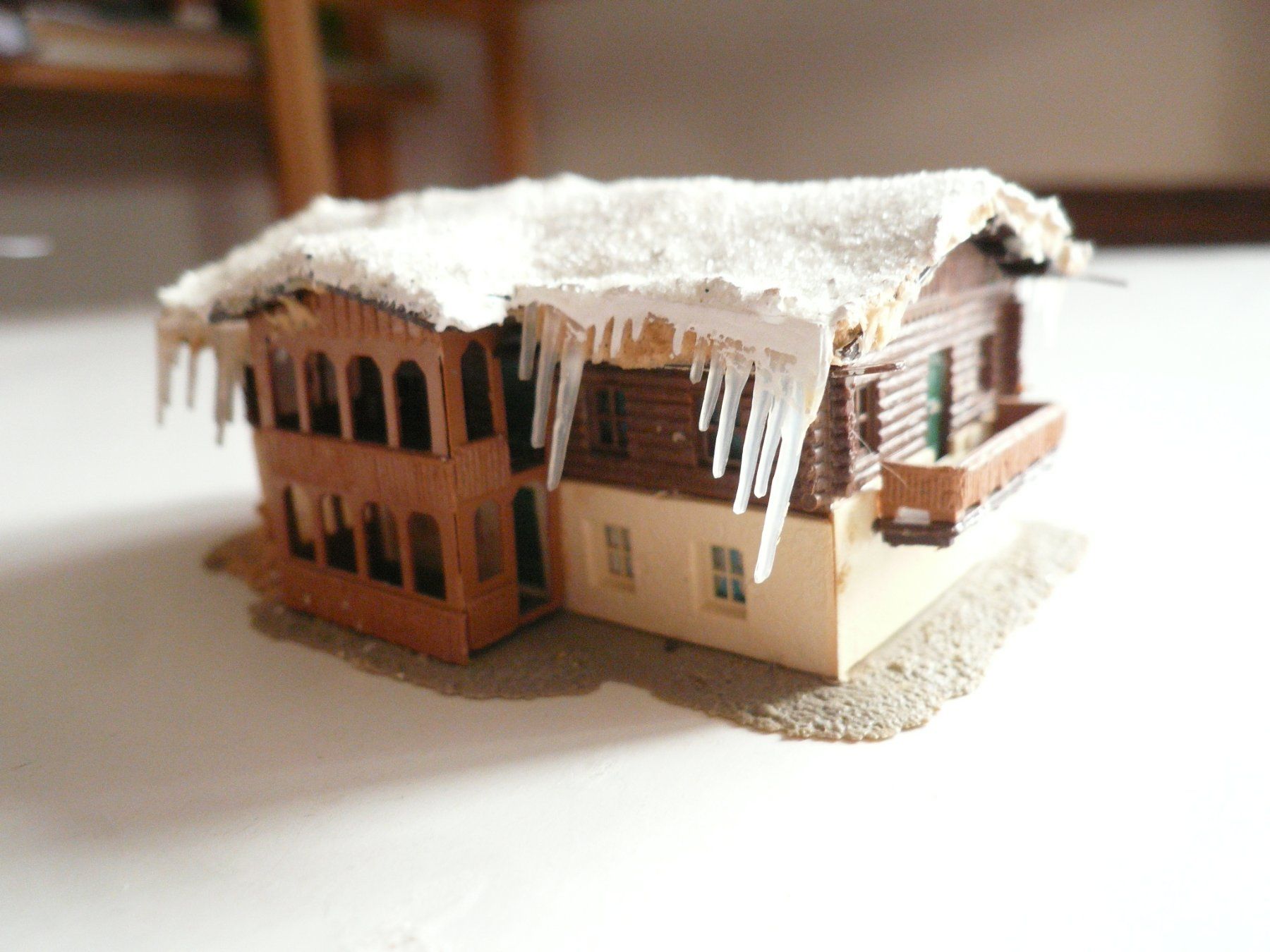 Faller Modellini di ferrovie: HAUS MIT SCHNEE SPUR N   (6) – Usato da Pfaffnau venduto da nolff 4