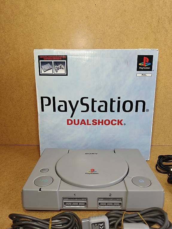 Sony Konsolen: Sony PlayStation 1 mit OVP – Gebraucht aus Luzern von MWi_9xw5 2