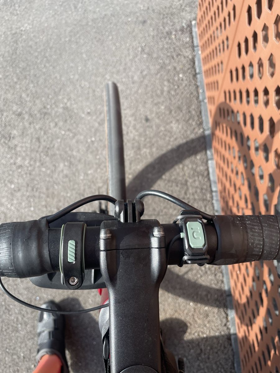 Pezzi di ricambio: Lumière vélo FL940 – Usato da Crissier venduto da yoann_b_ 1