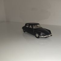 Citroen DS 21 1967 1/43 Hobbycar