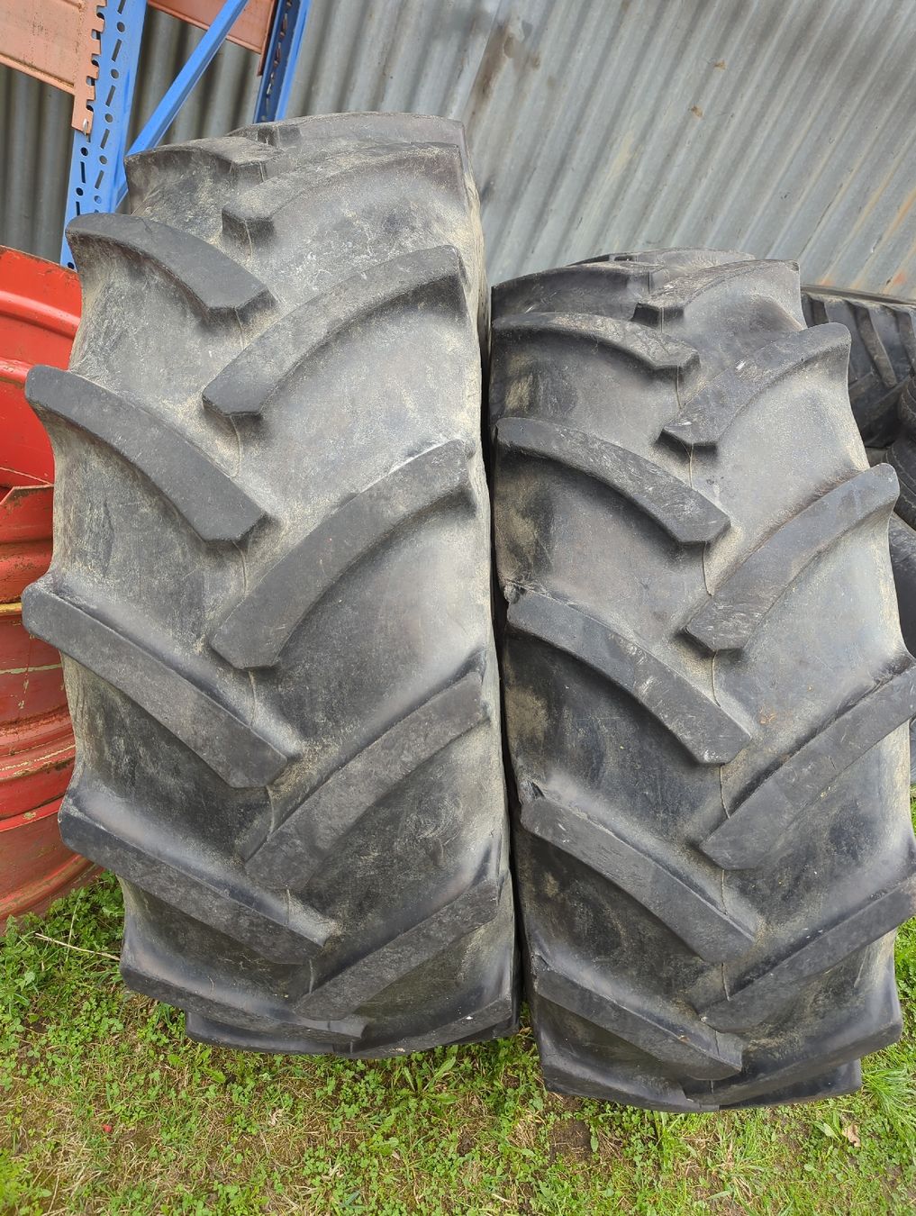 Pneumatici & Ruote complete: Traktorpneu Continental AC85420/85R28 – Difettoso da Oey venduto da Philul 3