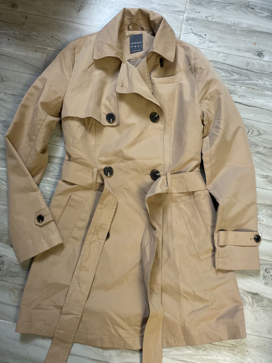 Cappotti: Neuer Primark Trenchcoat Gr.34 – Nuovo (secondo la descrizione) da Obergerlafingen venduto da cabo4