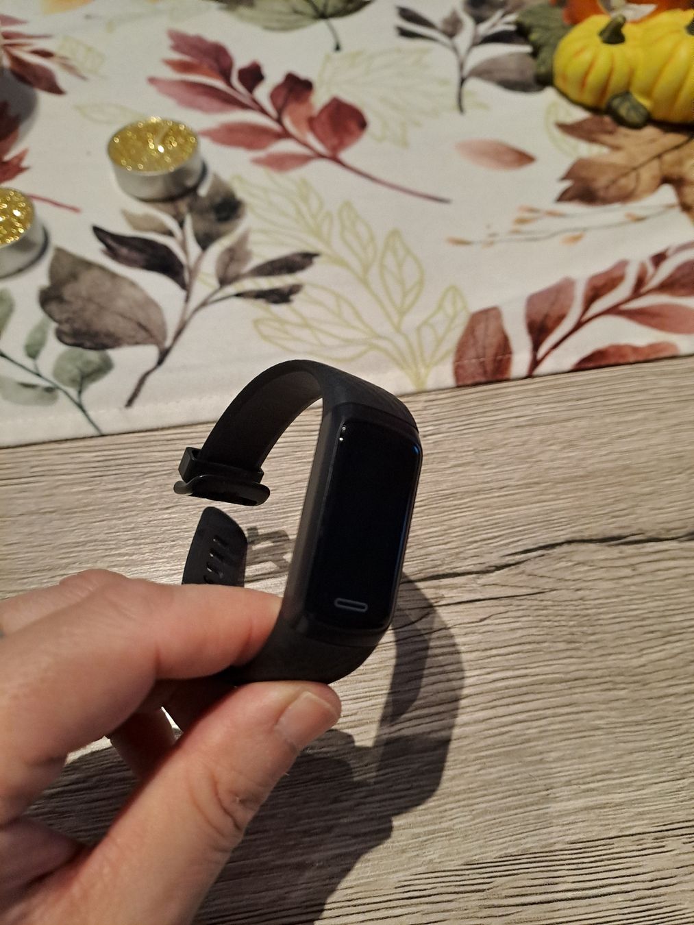 Hama Smartwatch: Fitnesstracker Hama mit integriertem USB – Usato da Bettlach venduto da hexe76 2