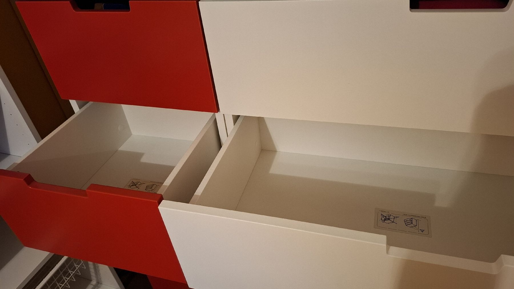Ikea Armadi: Schrank IKEA Stuva Schubladen – Usato da Brünisried venduto da san_74_bu 1