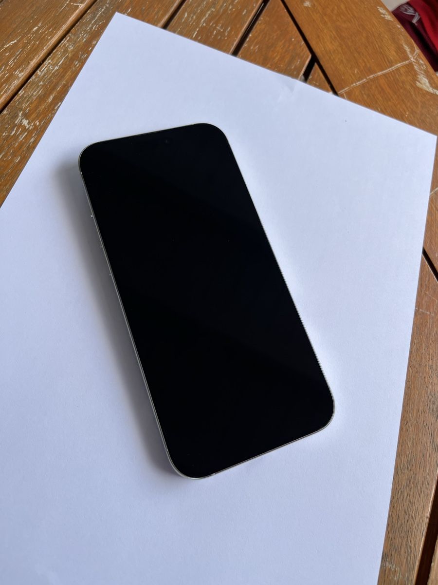 Apple Telefoni cellulari / Smartphones: iPhone 16 Pro Max – Nuovo (secondo la descrizione) da Cheseaux-sur-Lausanne venduto da emcy78 3