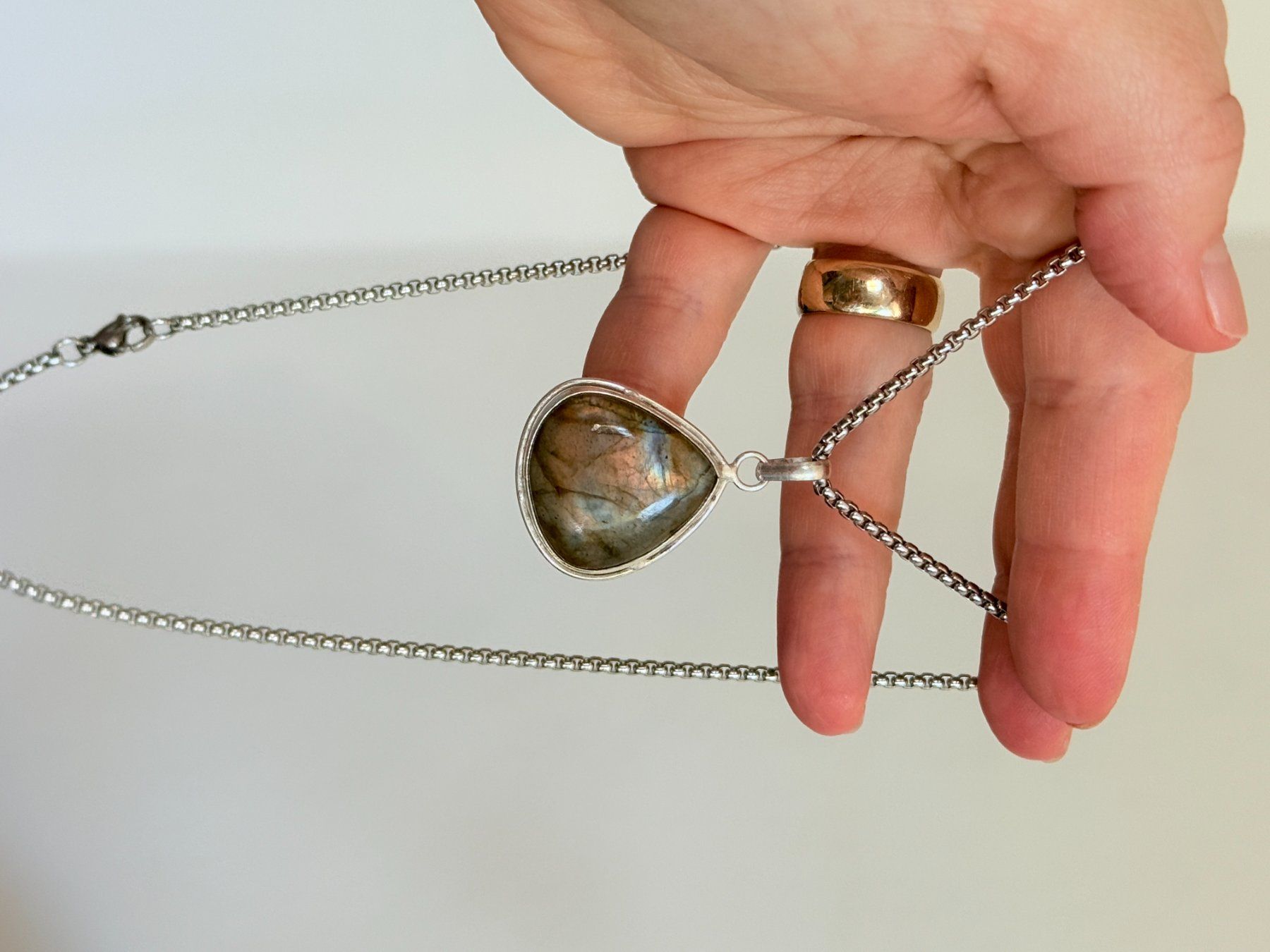 Catenine: Collier Labradorite - Élégance Naturelle ✨ – Nuovo e nell'imballaggio originale da Genève venduto da AWWA 7
