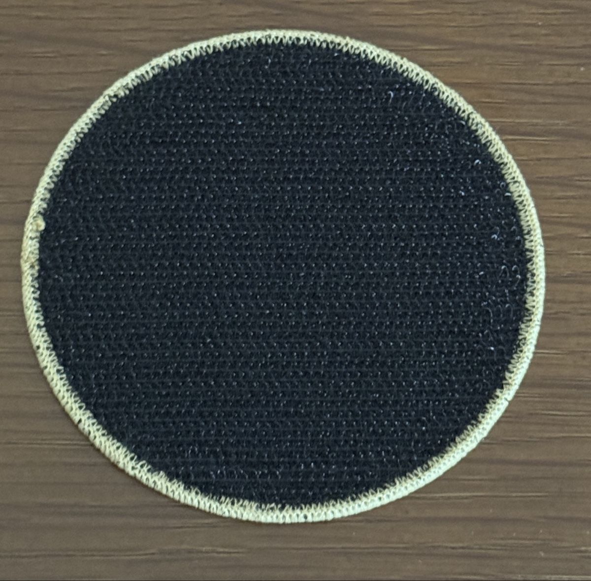 Plaquettes & Badges: Badge - CPA 10 commandement  – Neuf avec emballage d'origine à Genève par CollectorComp 1