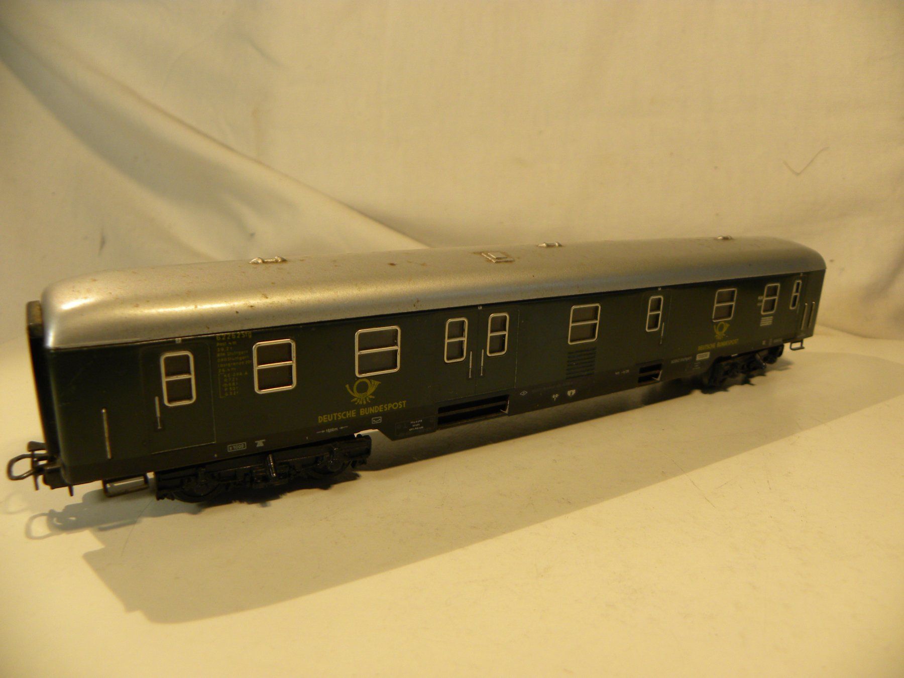 Märklin Modellini di ferrovie: Märklin H0: Postwagen Deutsche Bundespost – Usato da Reinach venduto da Taysalmon 2