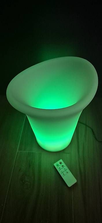 Tutte le decorazioni: Beleuchteter LED-Eiskübel – Usato da Lupsingen venduto da ema_fh7c 4