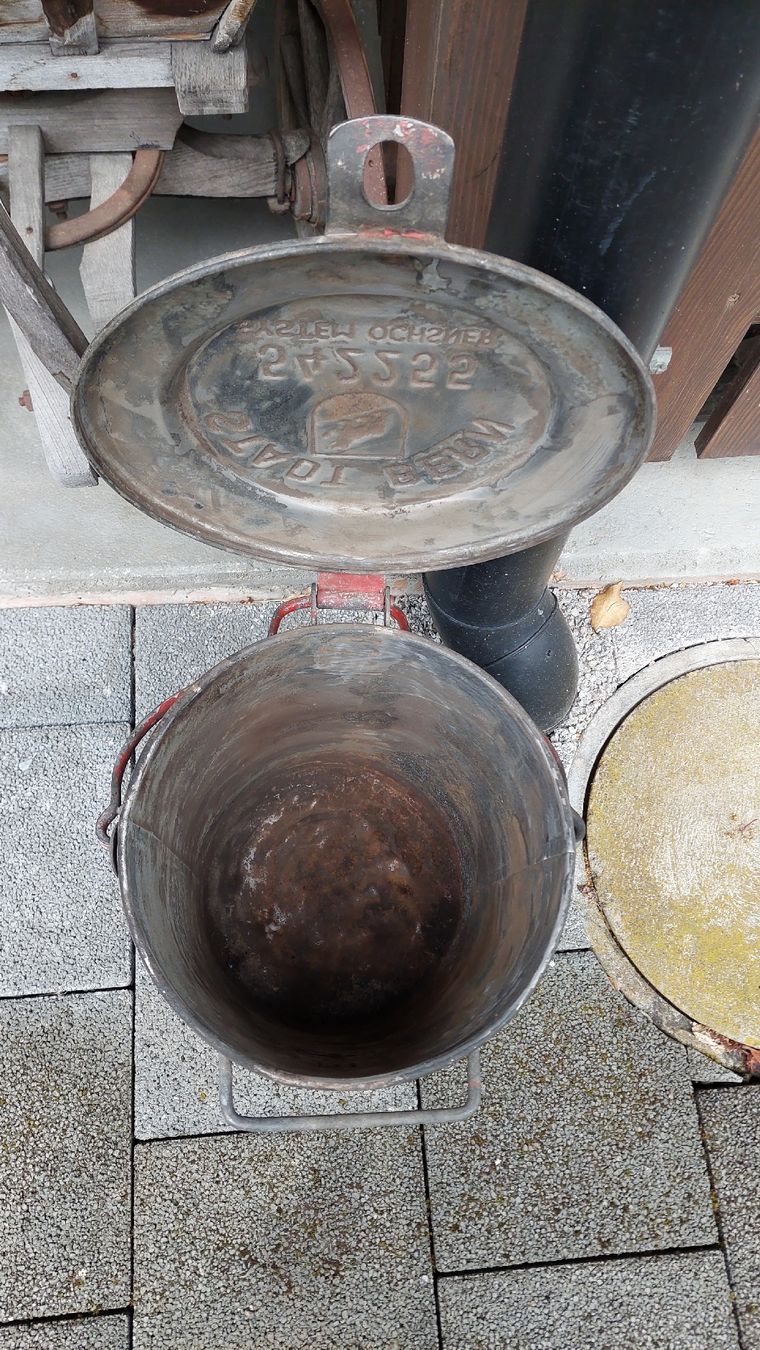 Ochsner Cestini per rifiuti: Seltene Vintage Abfall-Eimer der Stadt Bern, System Ochsner – Usato da Konolfingen venduto da lanomi 2