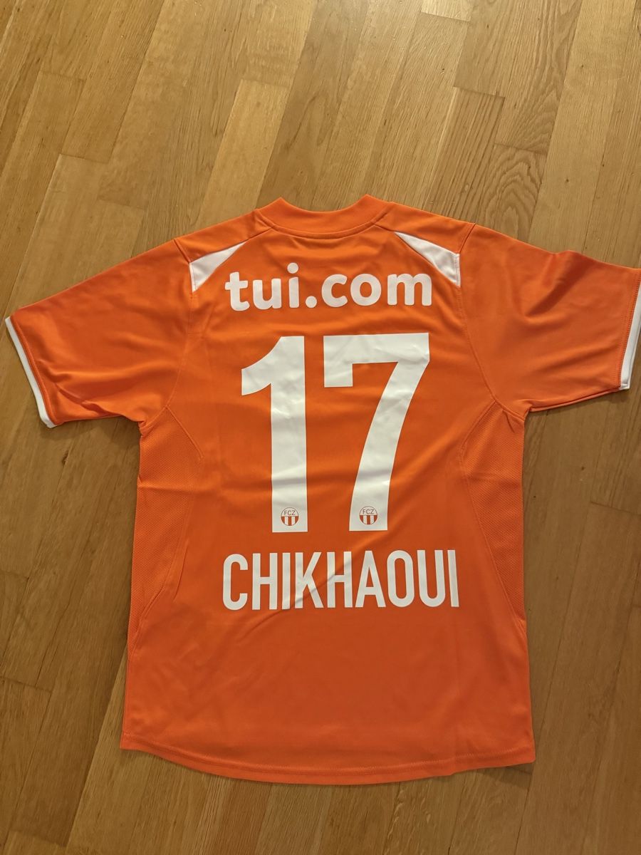 Nike Canottiere & Pantaloni: FCZ Trikot Chikhaoui Grösse S – Usato da Fehraltorf venduto da Bowling_54 1