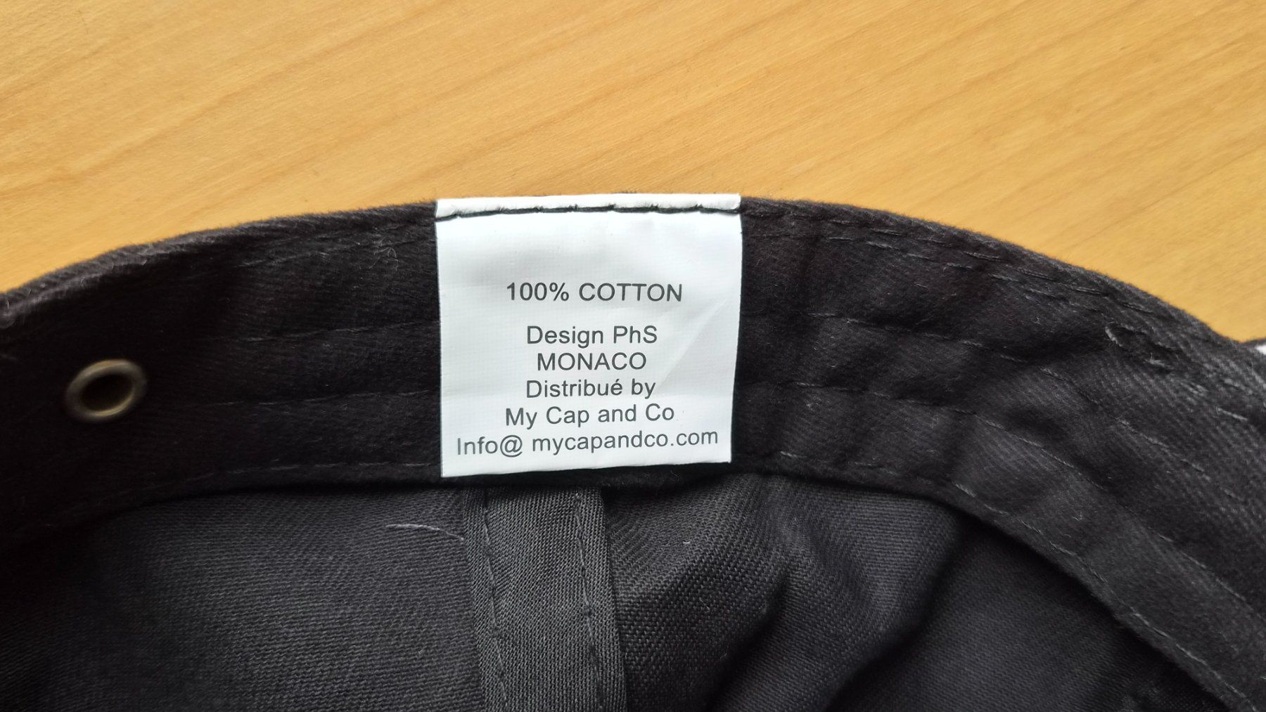 Copricapi, berretti & cappellini: Coole schwarze Paris Cap – Nuovo (secondo la descrizione) da Zürich venduto da chralo 3