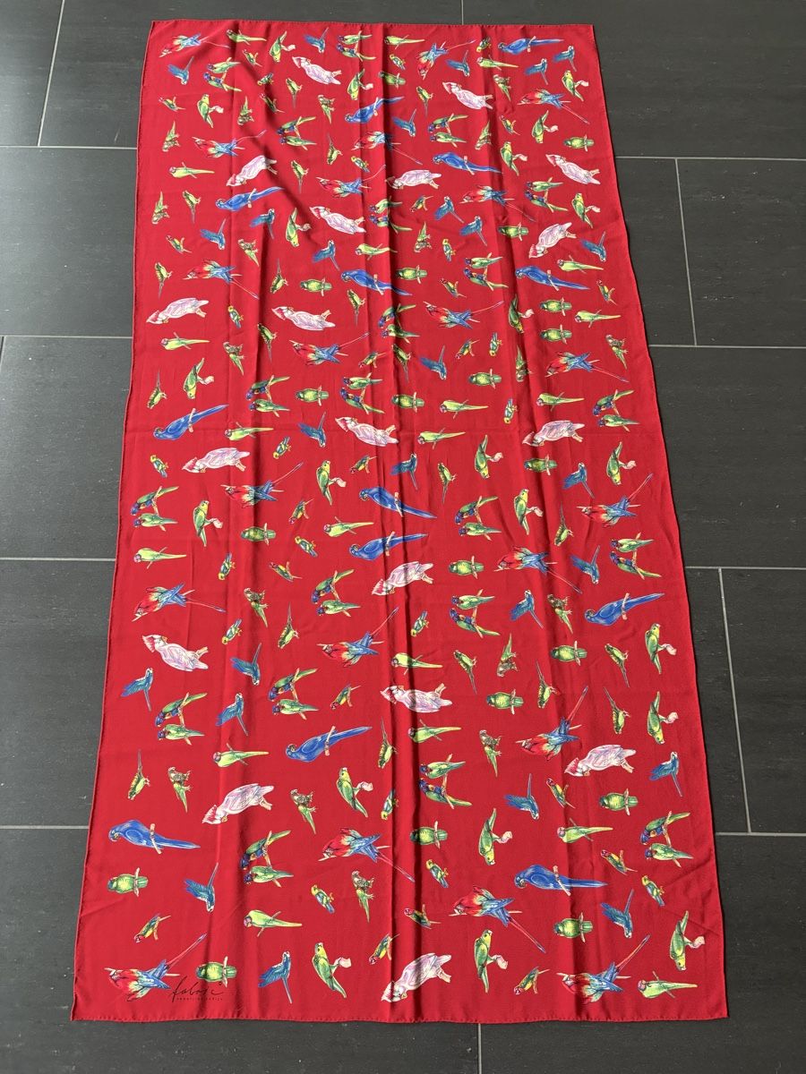 Fabric Frontline Foulards, Tücher & Schals: „Fabric Frontline“ Seidenschal – Gebraucht aus Sins von briller63 1