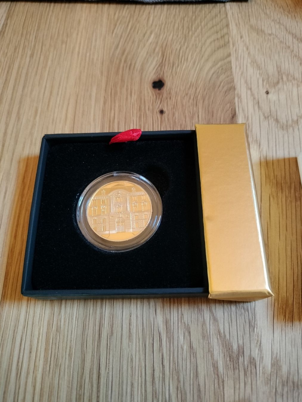 Tutti le monete: Swissmint 50 Franken Gold – Nuovo e nell'imballaggio originale da Stalden VS venduto da Timon14 3